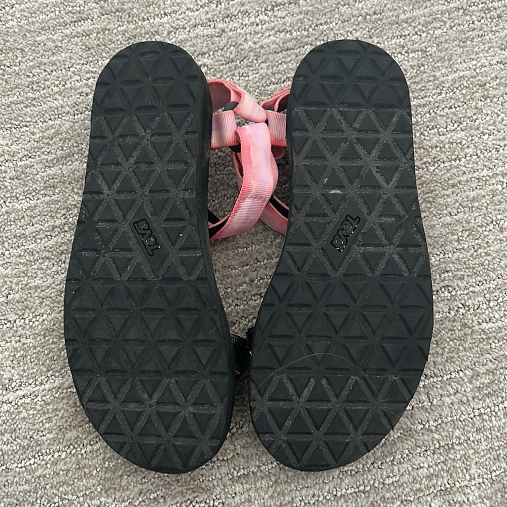 Teva - Picture 2 of 3